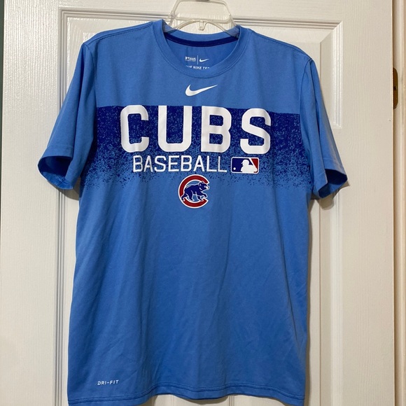 Nike MLB Other - Cubs baseball Athletic Dry Fit, size M, short sleeve shirt